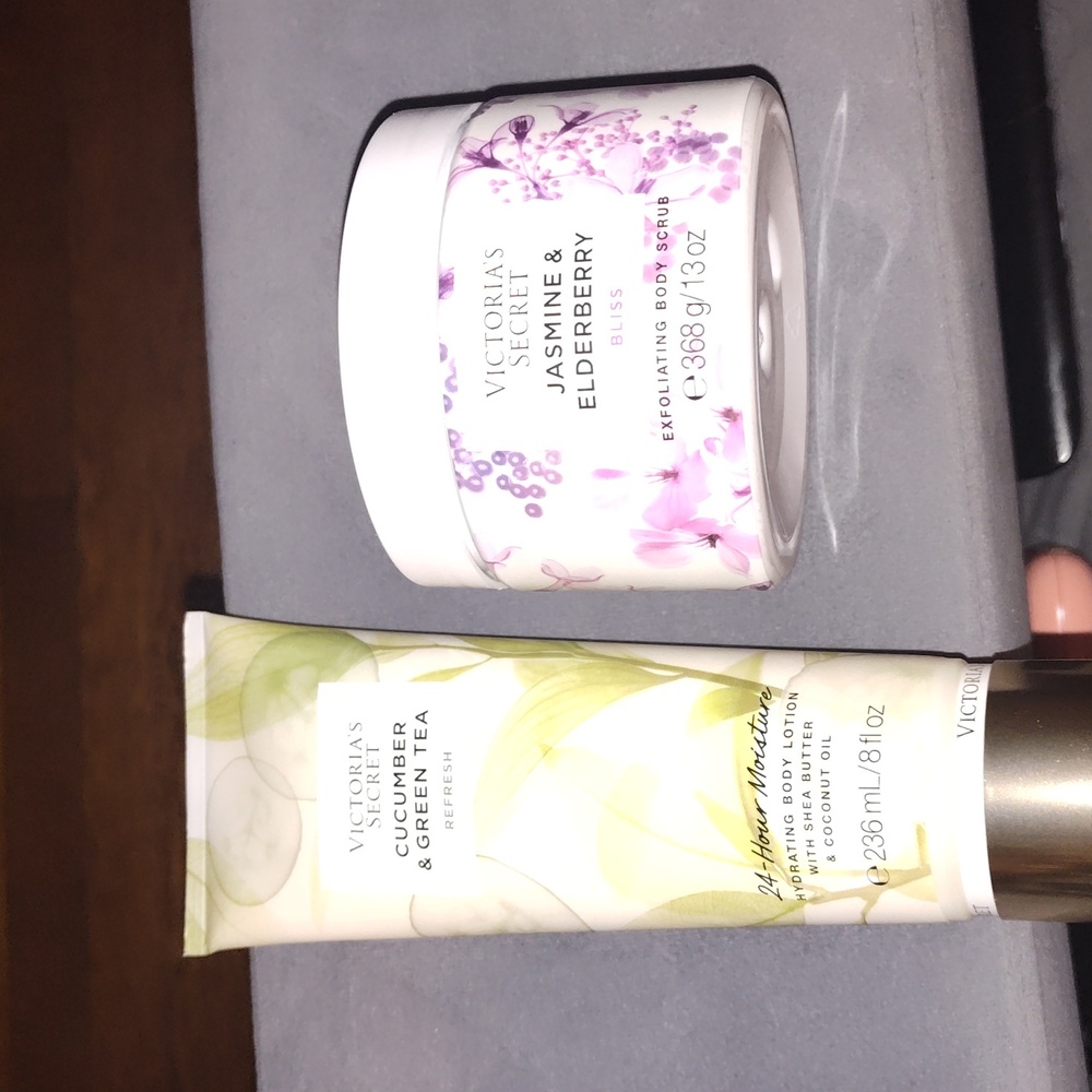 X2 Victoria secret new